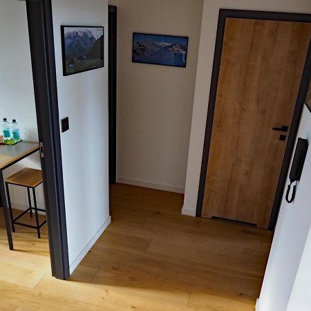 Appartement Debina Z Widokiem à Poznań Extérieur photo