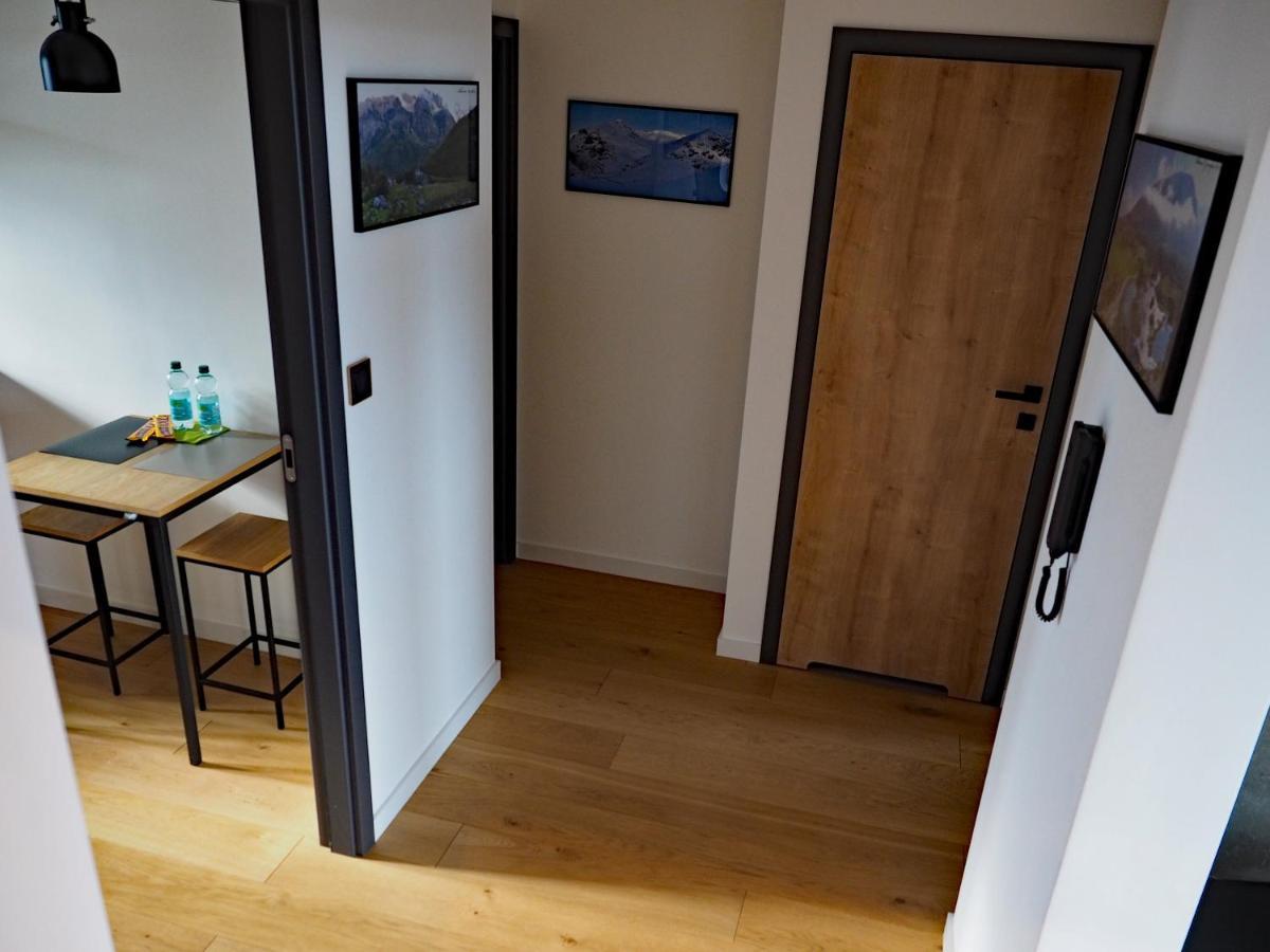 Appartement Debina Z Widokiem à Poznań Extérieur photo